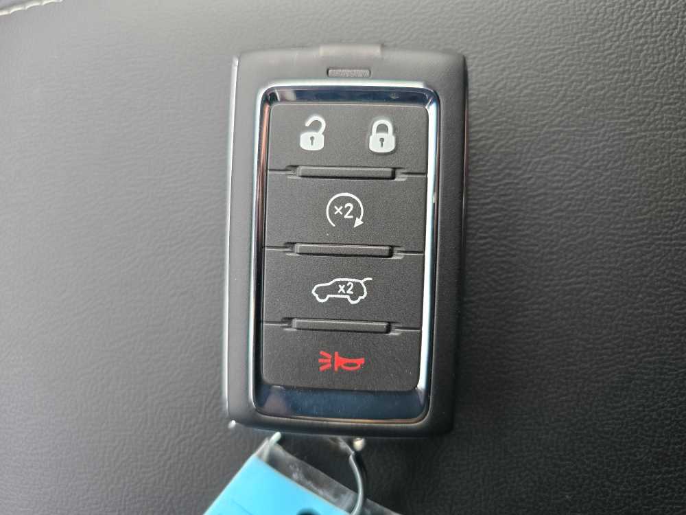 Thumbnail: 2025 Jeep Grand Cherokee - 21