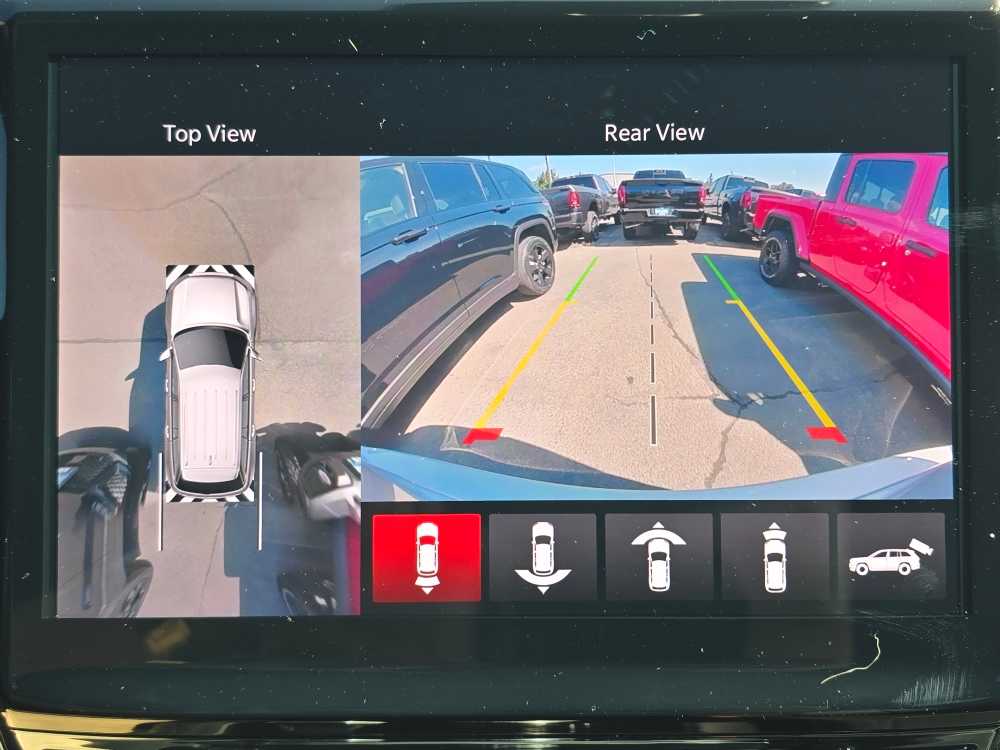 Thumbnail: 2025 Jeep Grand Cherokee - 19