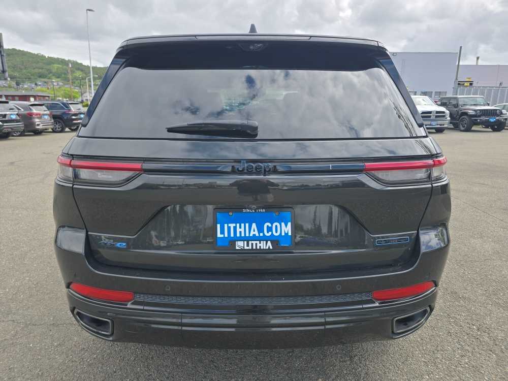 Thumbnail: 2023 Jeep Grand Cherokee - 4