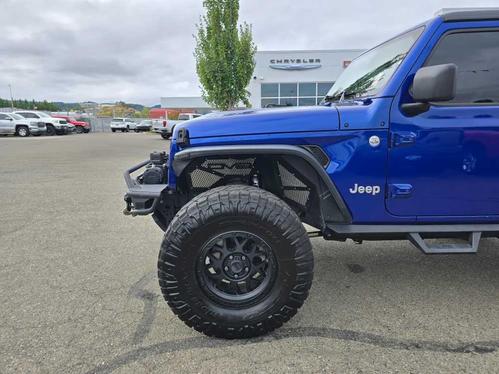 Thumbnail: 2020 Jeep Wrangler - 17