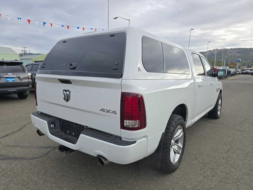 2018 Ram 1500 Sport photo 2