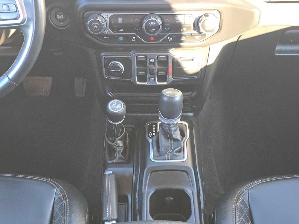 Thumbnail: 2022 Jeep Wrangler - 13