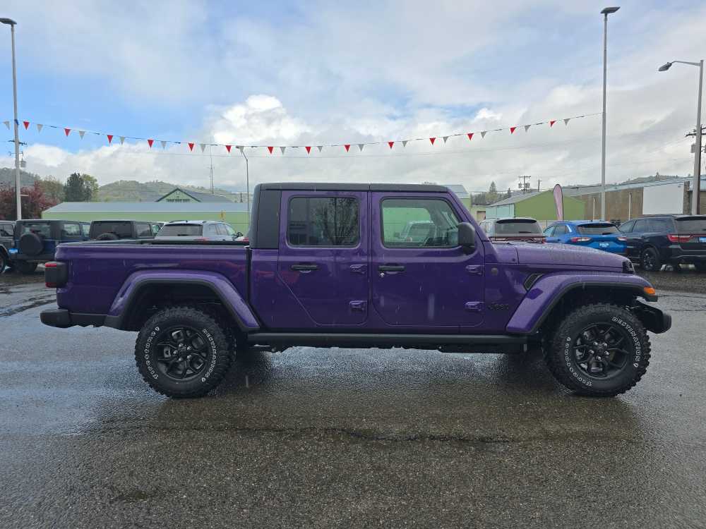 Thumbnail: 2026 Jeep Gladiator - 6