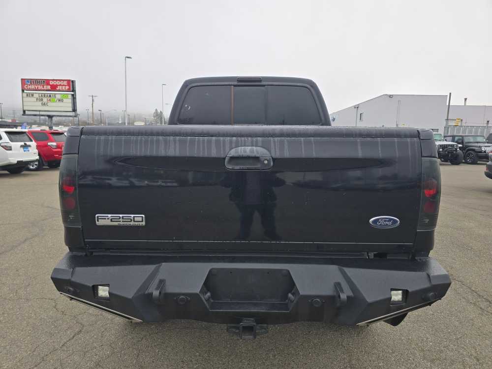Thumbnail: 2005 Ford F-250 - 4