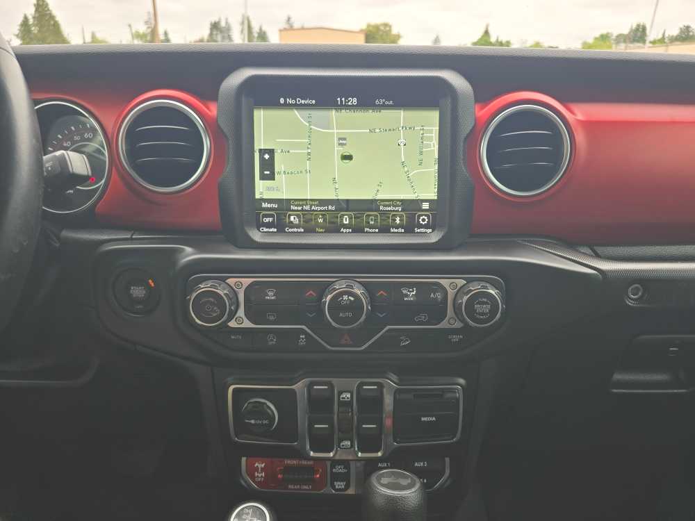 Thumbnail: 2021 Jeep Wrangler - 11