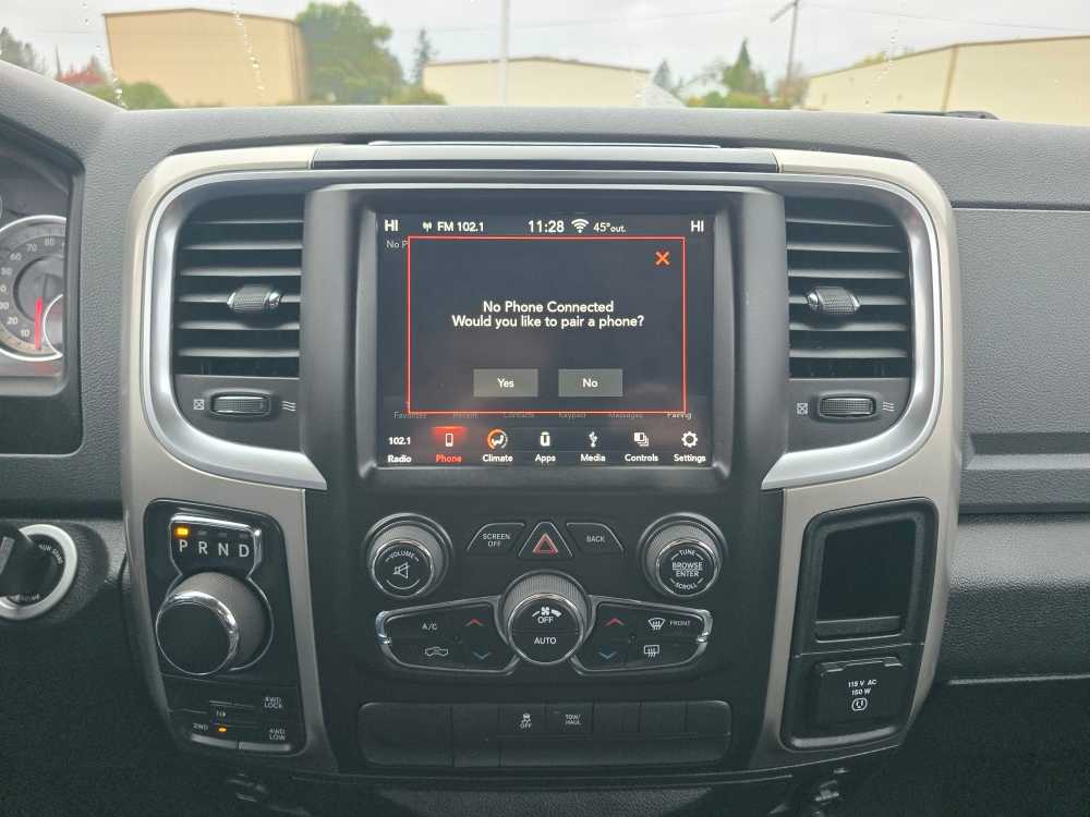 Thumbnail: 2019 RAM 1500 Classic - 13