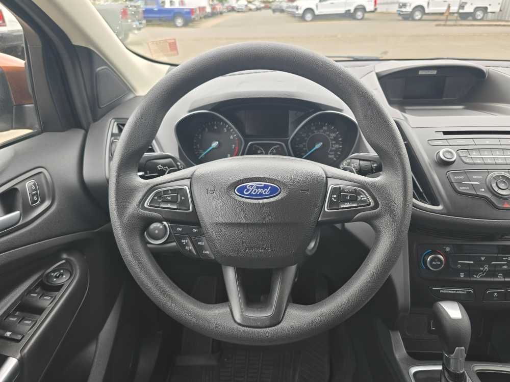 Thumbnail: 2017 Ford Escape - 10