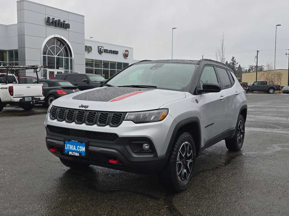 2026 Jeep Compass Trailhawk's photo