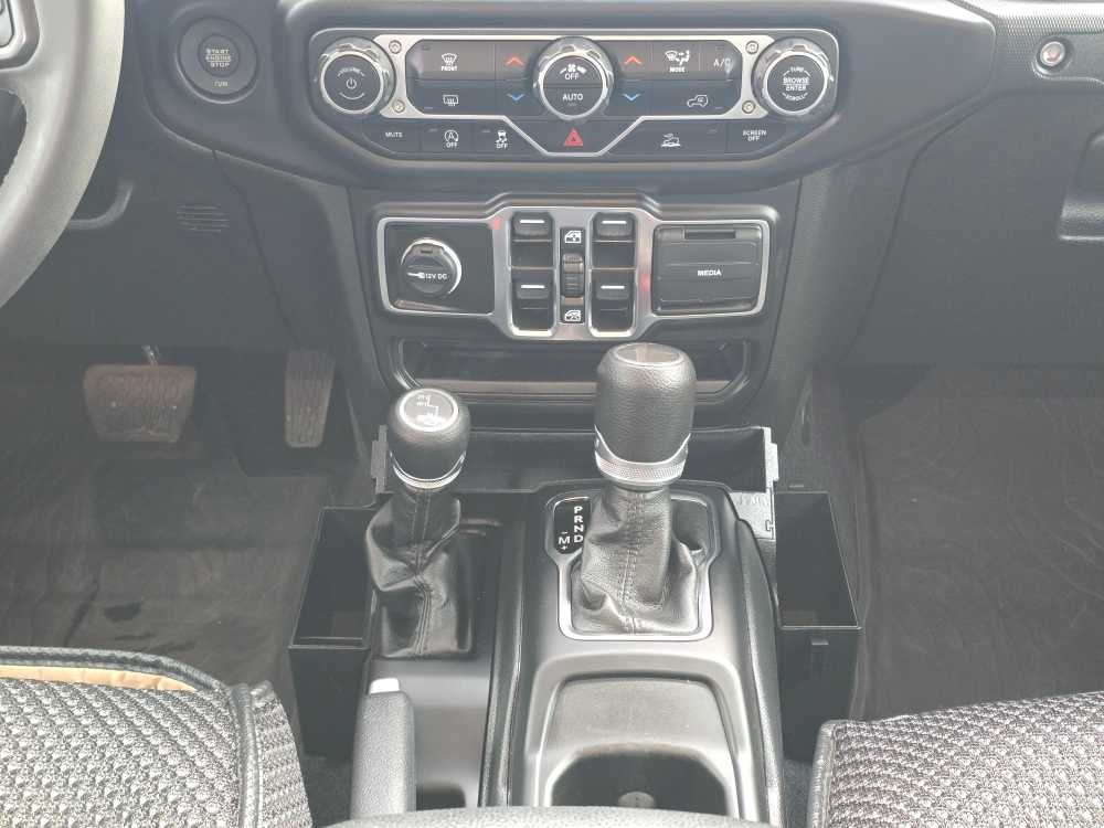 Thumbnail: 2023 Jeep Gladiator - 13