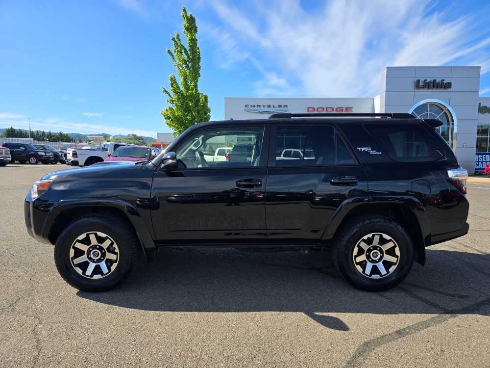Used 2022 Toyota 4Runner TRD Off-Road Premium with VIN JTERU5JR6N6009548 for sale in Roseburg, OR