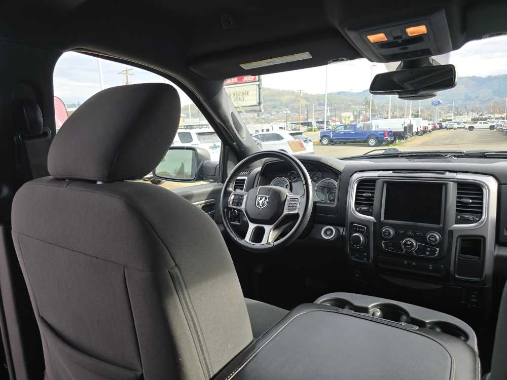 Thumbnail: 2022 RAM 1500 Classic - 11