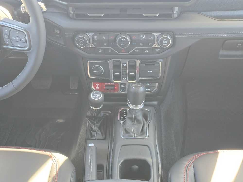Thumbnail: 2026 Jeep Wrangler - 13