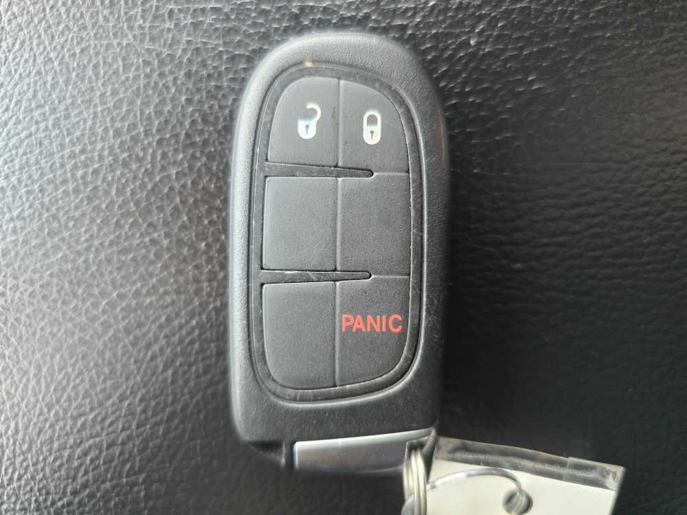 Thumbnail: 2022 RAM 1500 Classic - 23