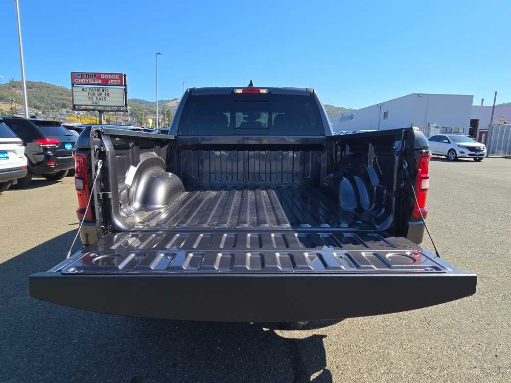 Thumbnail: 2026 RAM 1500 - 19