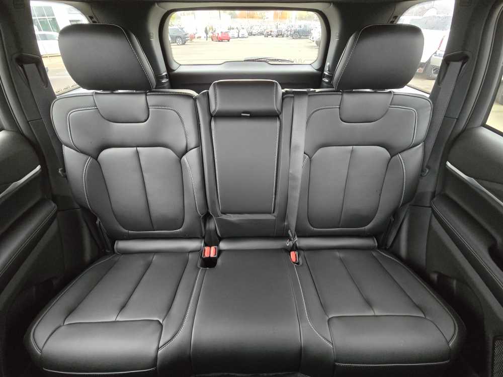 Thumbnail: 2025 Jeep Grand Cherokee - 17