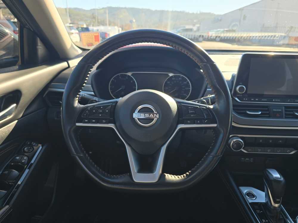 Thumbnail: 2023 Nissan Altima - 11