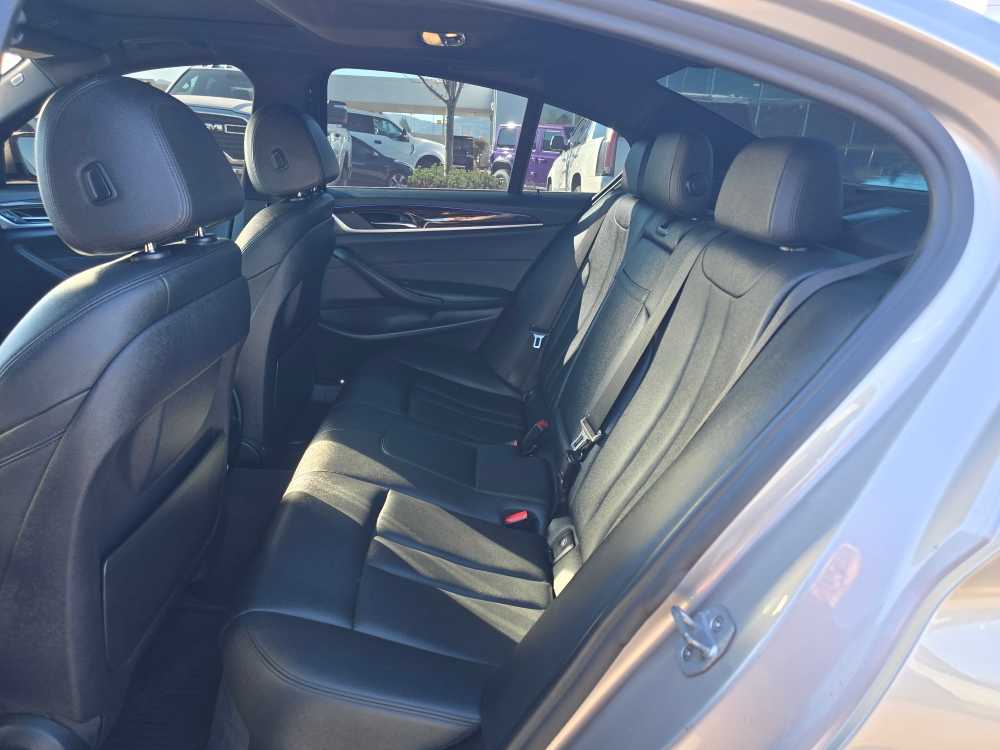 Thumbnail: 2018 BMW 5 Series - 16