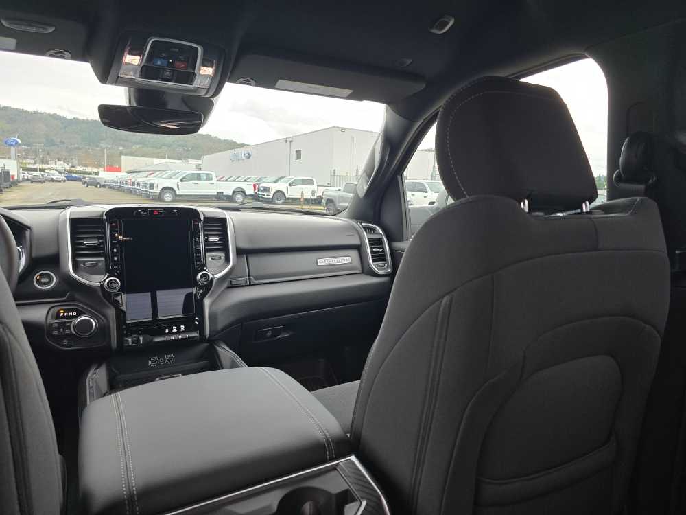 Thumbnail: 2026 RAM 1500 - 14