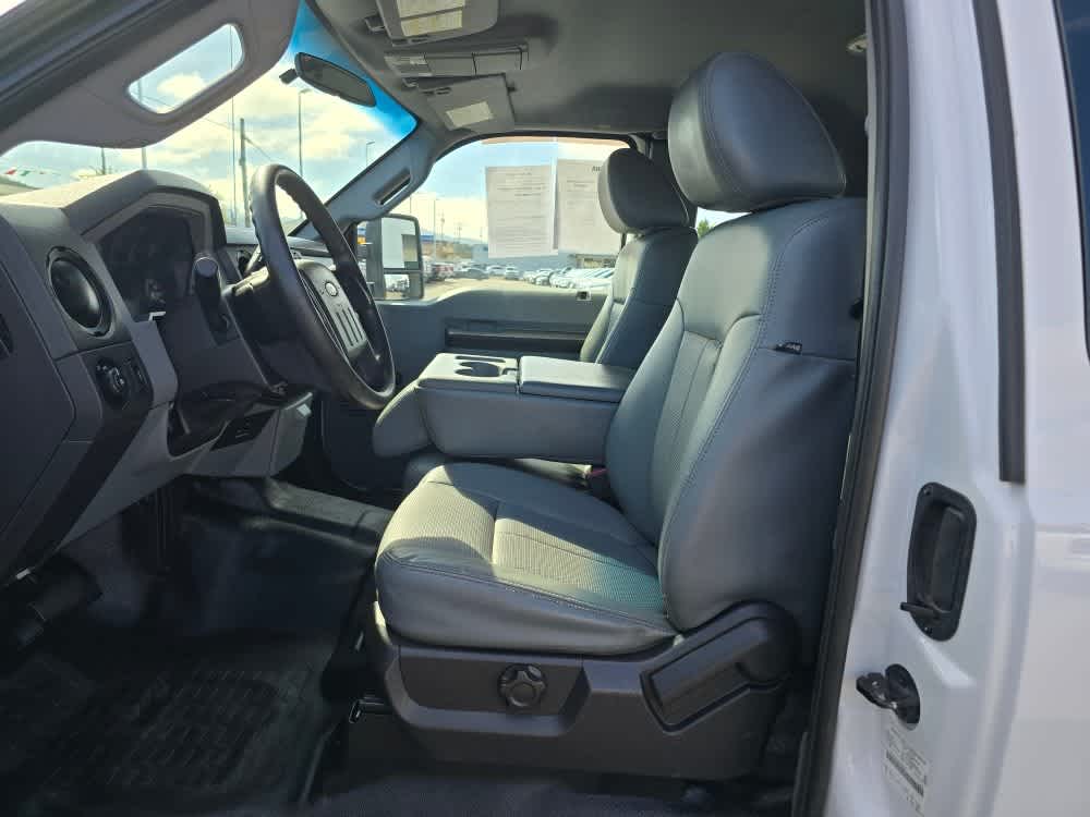 Thumbnail: 2013 Ford F-550 - 9