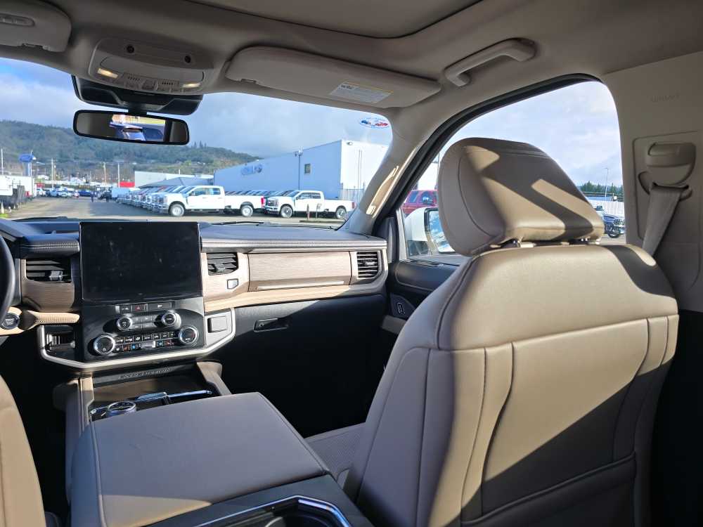 Thumbnail: 2024 Ford Expedition - 14