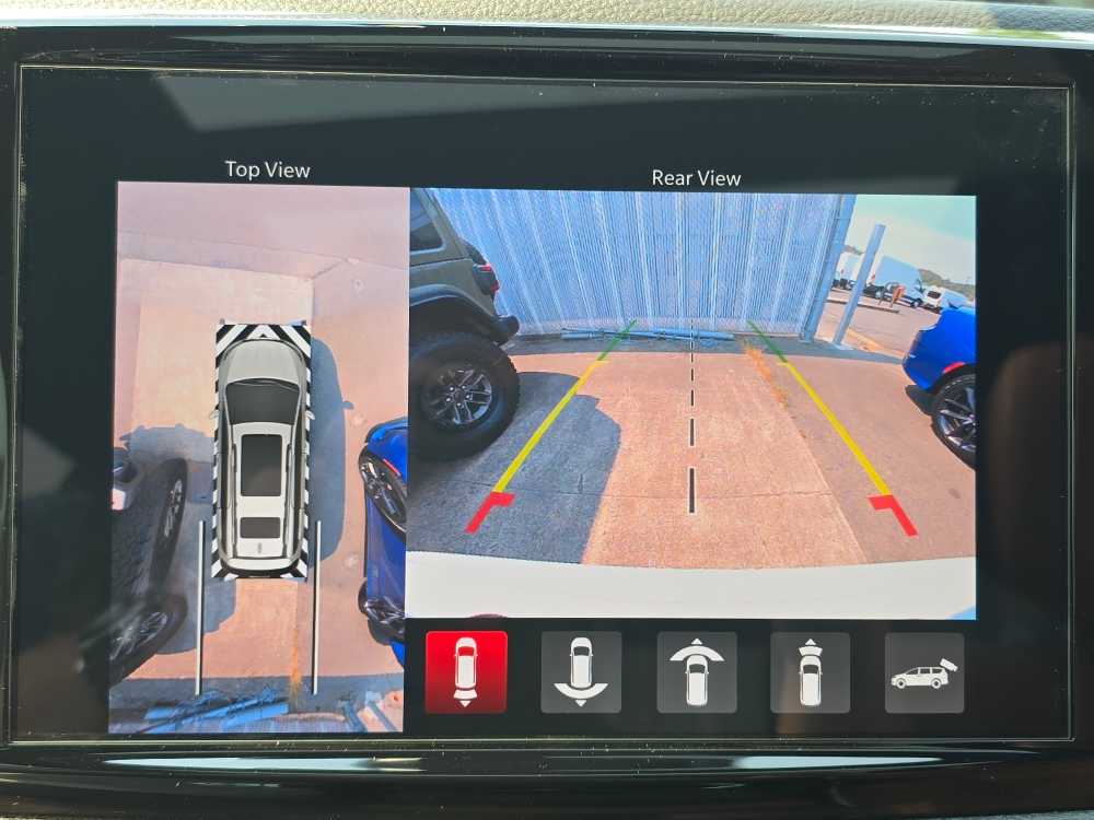 Thumbnail: 2026 Chrysler Pacifica - 20
