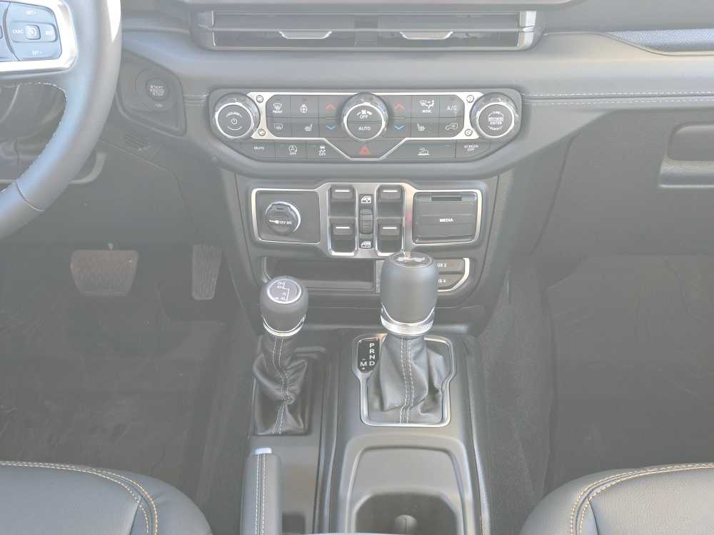 Thumbnail: 2026 Jeep Wrangler - 13