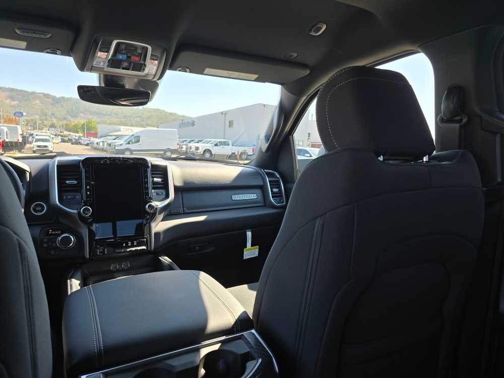 Thumbnail: 2026 RAM 1500 - 14