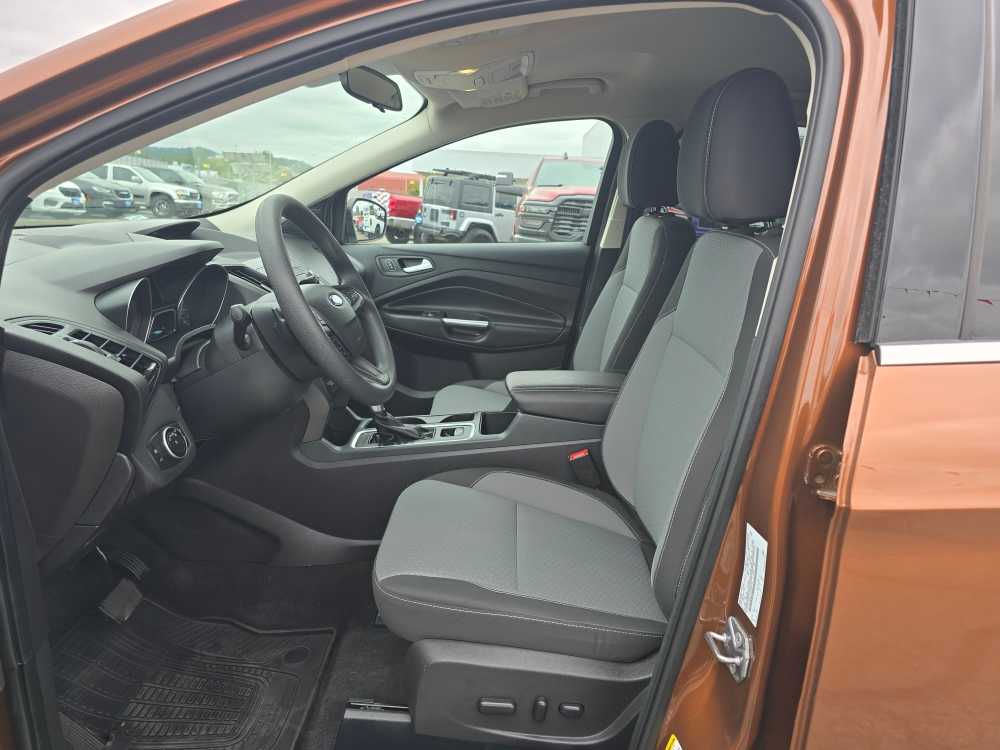 Thumbnail: 2017 Ford Escape - 8