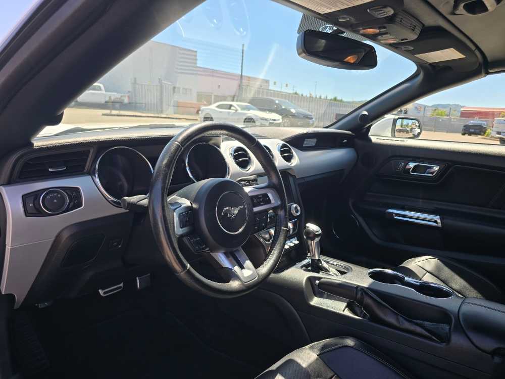 Thumbnail: 2015 Ford Mustang - 8