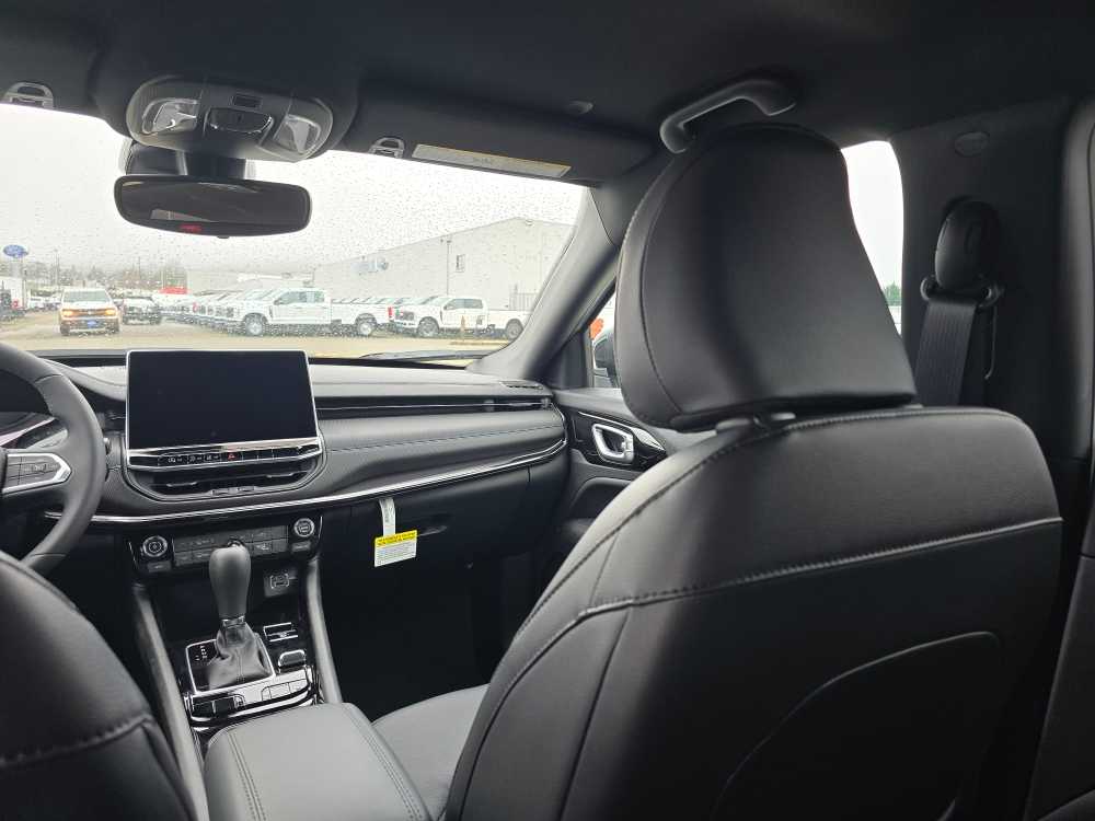 Thumbnail: 2026 Jeep Compass - 14