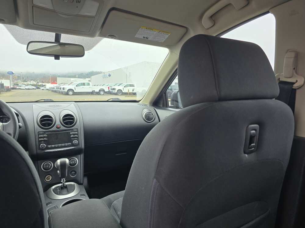 Thumbnail: 2015 Nissan Rogue - 14