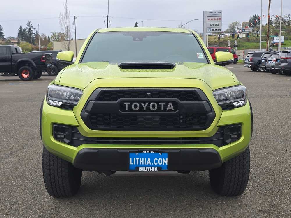 Thumbnail: 2022 Toyota Tacoma - 8