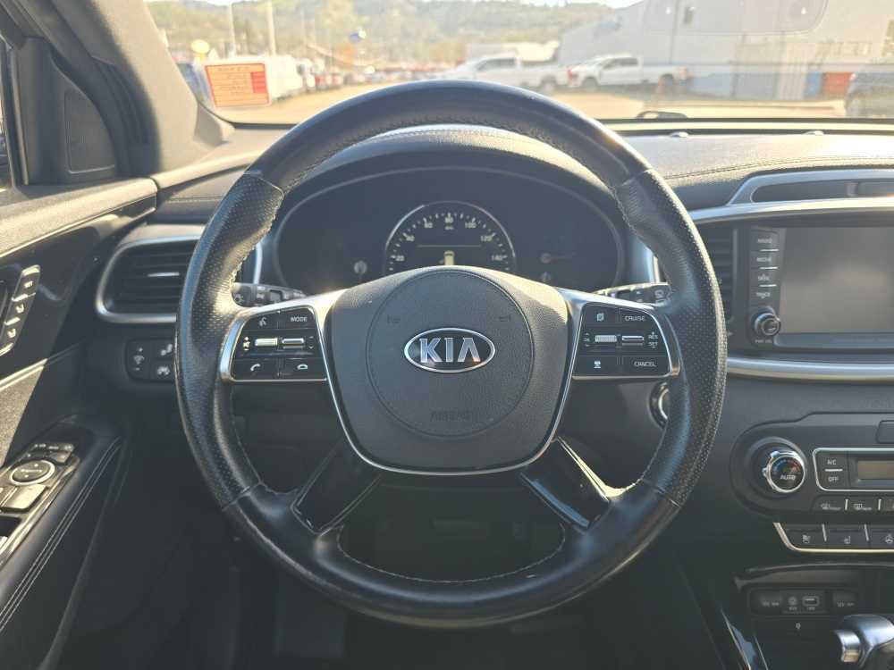 Thumbnail: 2019 Kia Sorento - 11