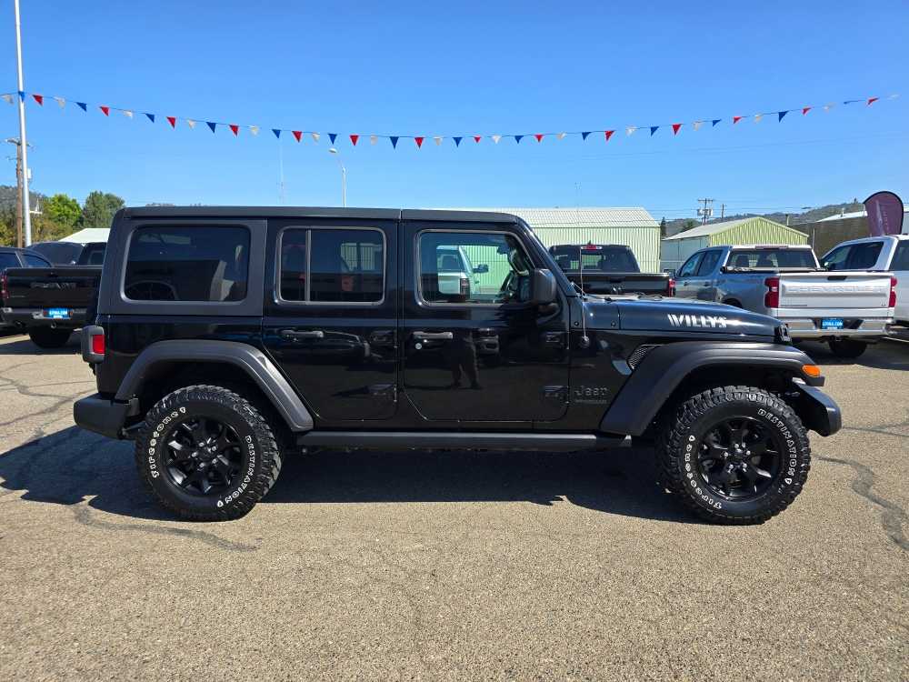 Thumbnail: 2021 Jeep Wrangler - 6