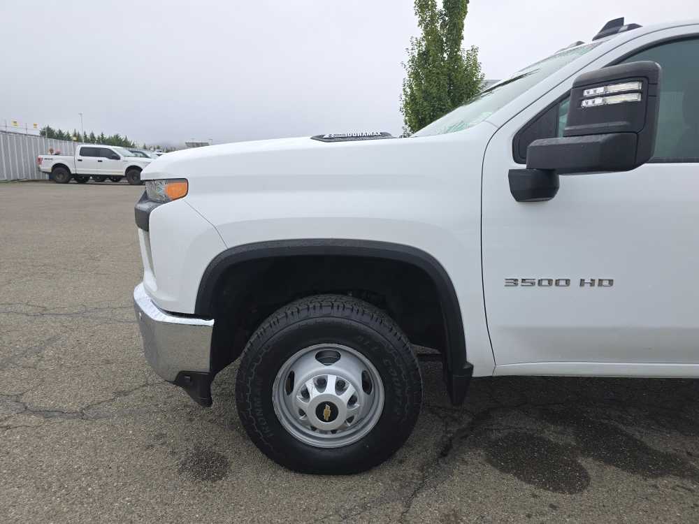 Thumbnail: 2021 Chevrolet Silverado 3500 - 19