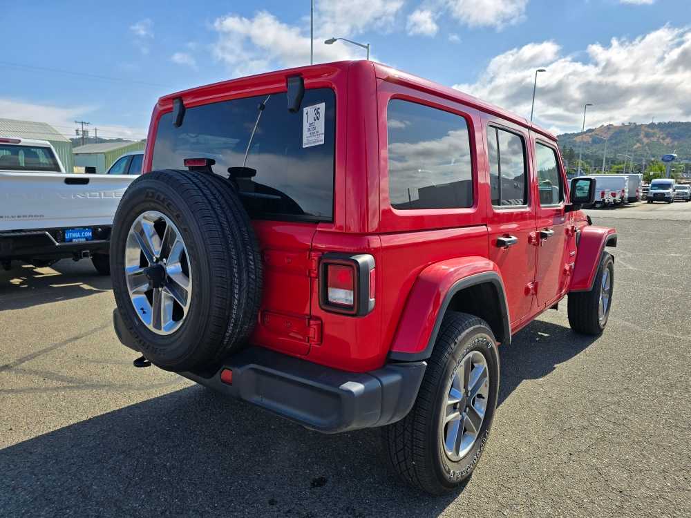 2023 Jeep Wrangler Sahara 3