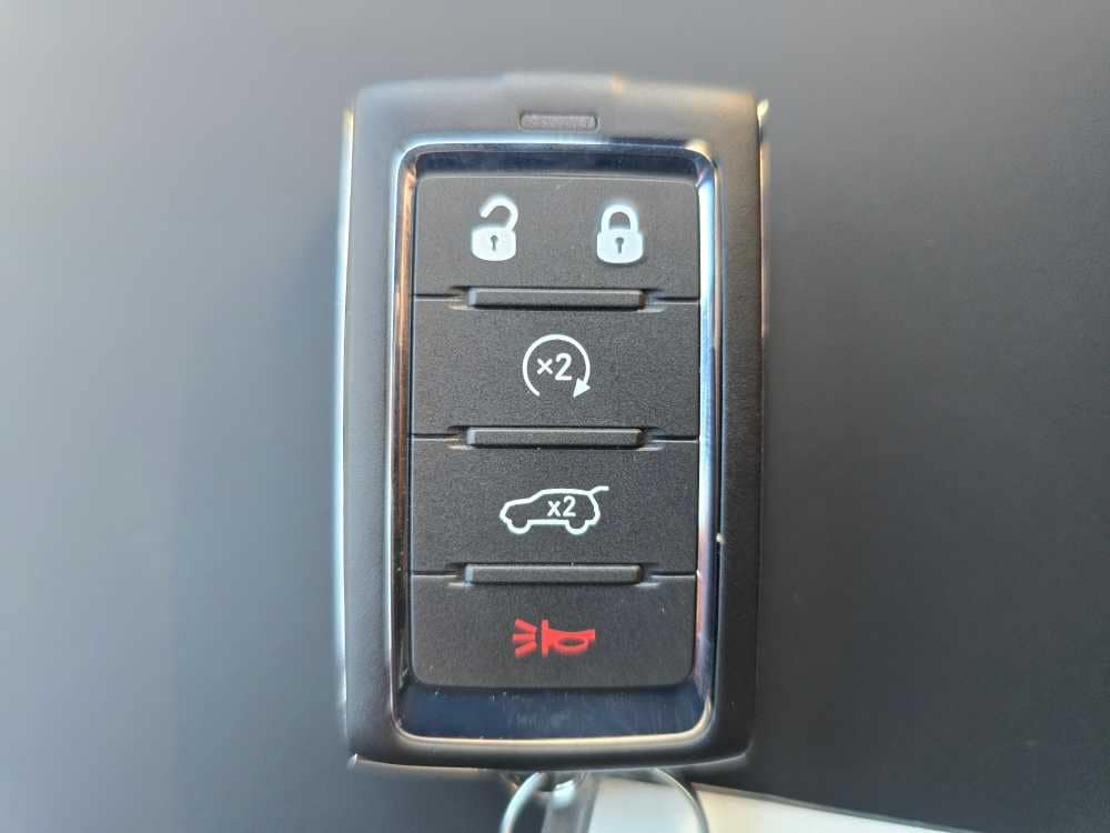 Thumbnail: 2025 Jeep Grand Cherokee - 21