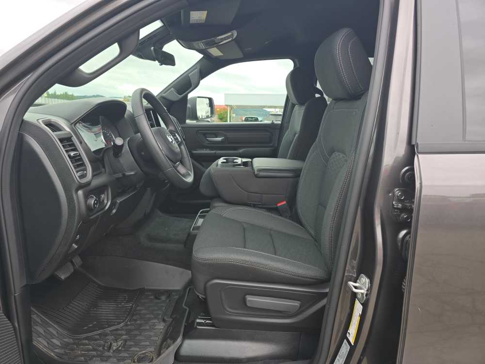 Thumbnail: 2026 RAM 1500 - 9