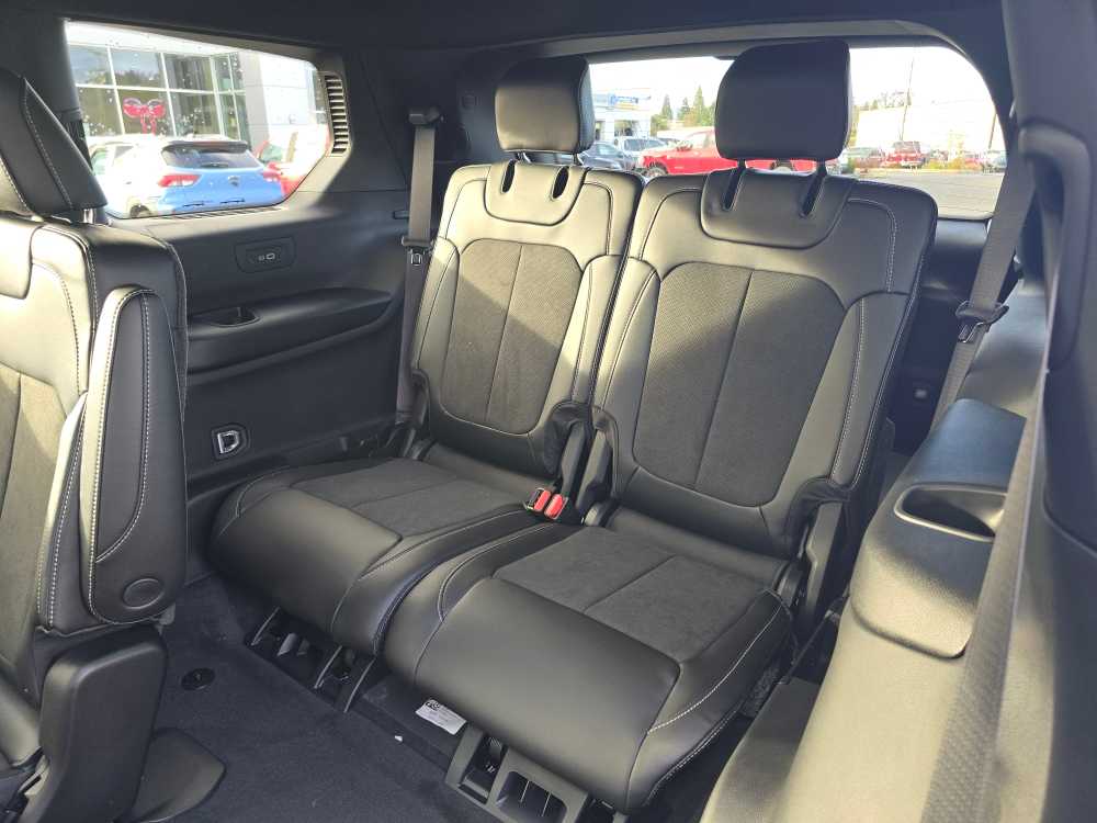 Thumbnail: 2025 Jeep Grand Cherokee L - 17