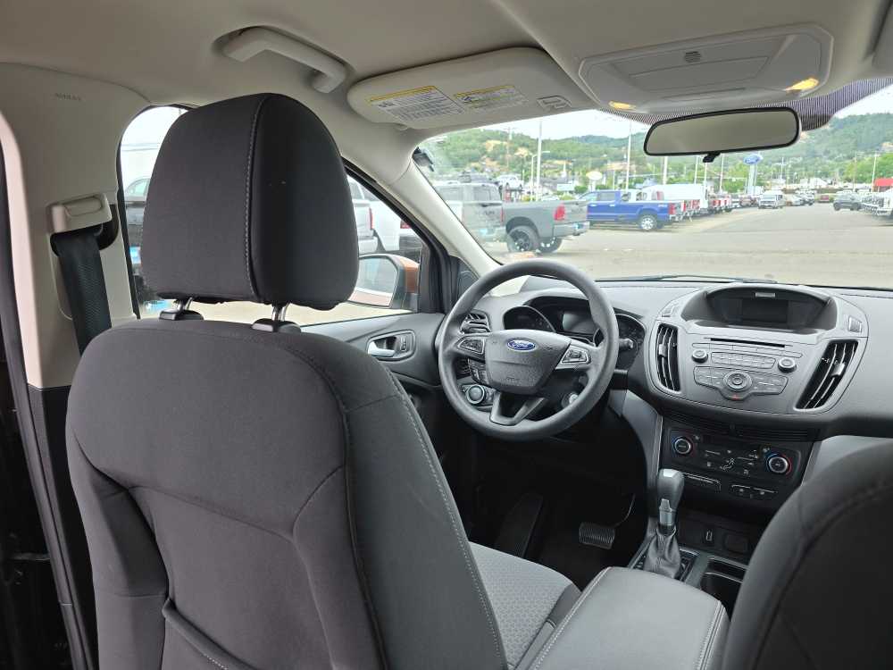 Thumbnail: 2017 Ford Escape - 9