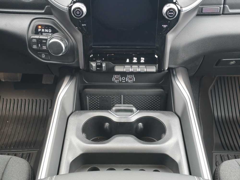 Thumbnail: 2026 RAM 1500 - 13