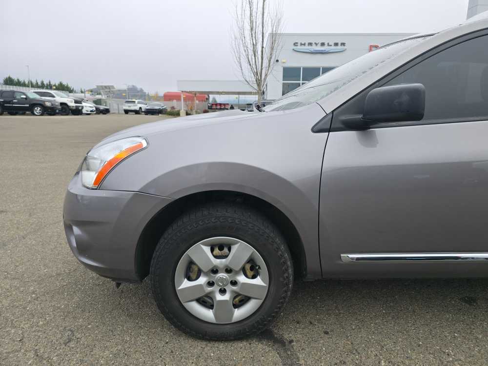 Thumbnail: 2015 Nissan Rogue - 18