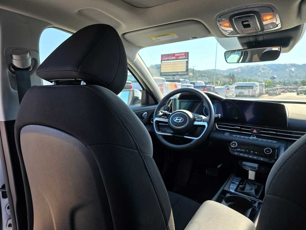 2024 Hyundai Elantra SEL 10