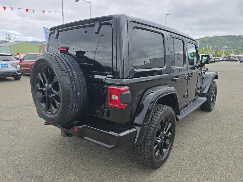 Thumbnail: 2021 Jeep Wrangler - 5
