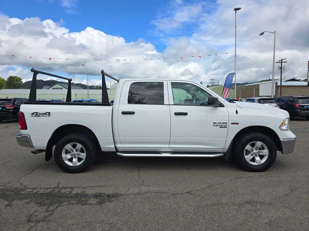 Thumbnail: 2022 RAM 1500 Classic - 6