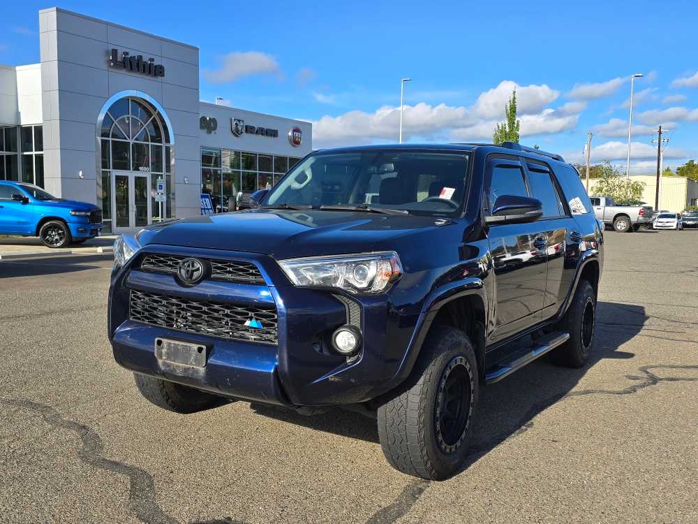 Thumbnail: 2019 Toyota 4Runner - 1
