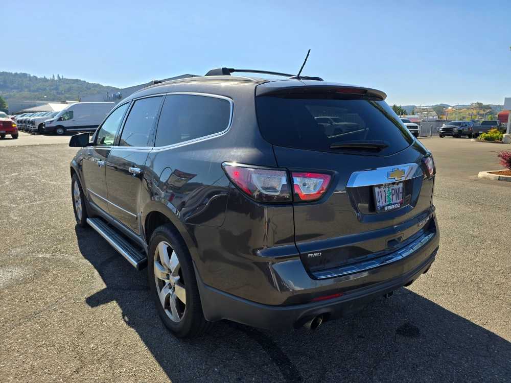 Thumbnail: 2015 Chevrolet Traverse - 2
