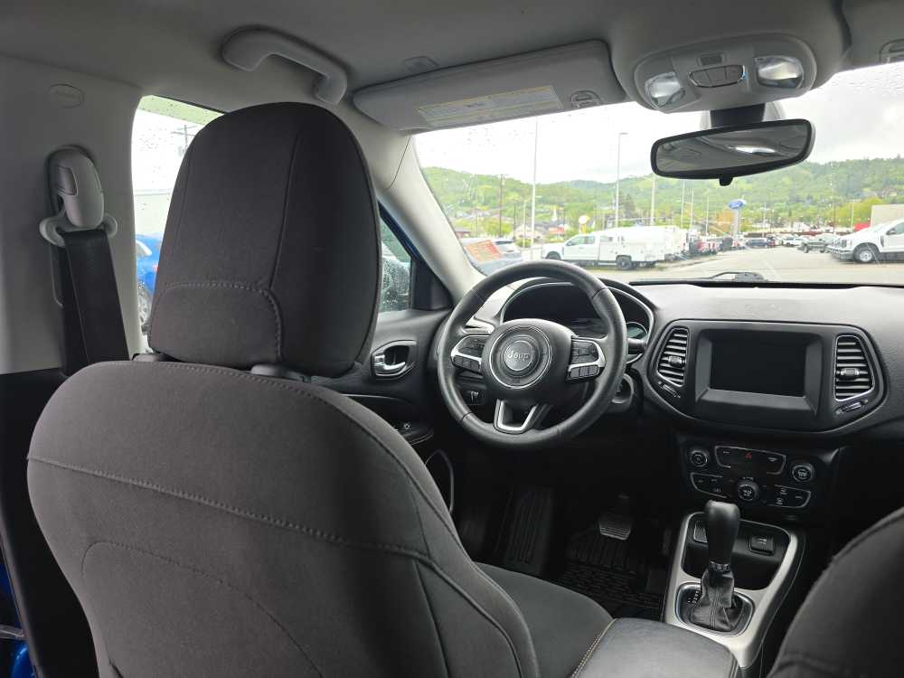 Thumbnail: 2019 Jeep Compass - 10