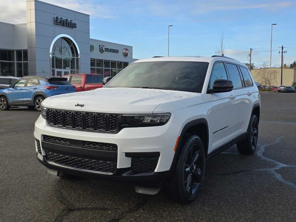 New 2025 Jeep Grand Cherokee L Altitude X Sport Utility