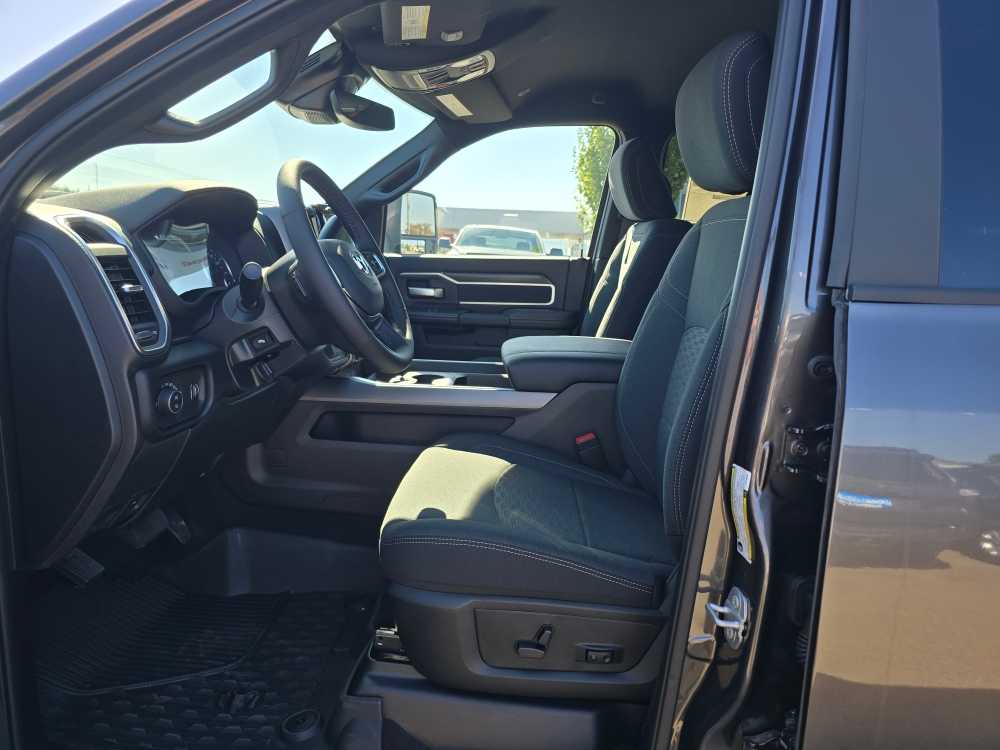 Thumbnail: 2026 RAM 3500 - 9